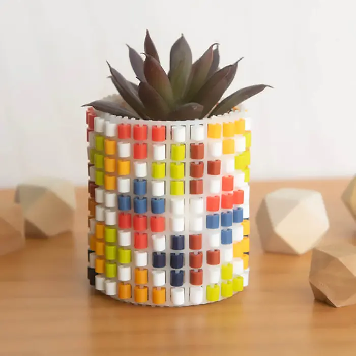 1779681681788458-1.webp Snappix Jar of 11,000 Multicolor Beads - Image 1